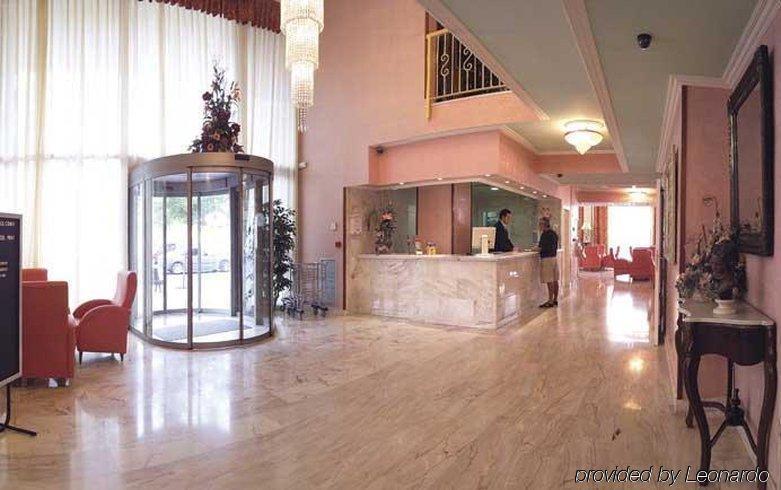 Salles Ciutat Del Prat Barcelona Airport El Prat de Llobregat Interior foto